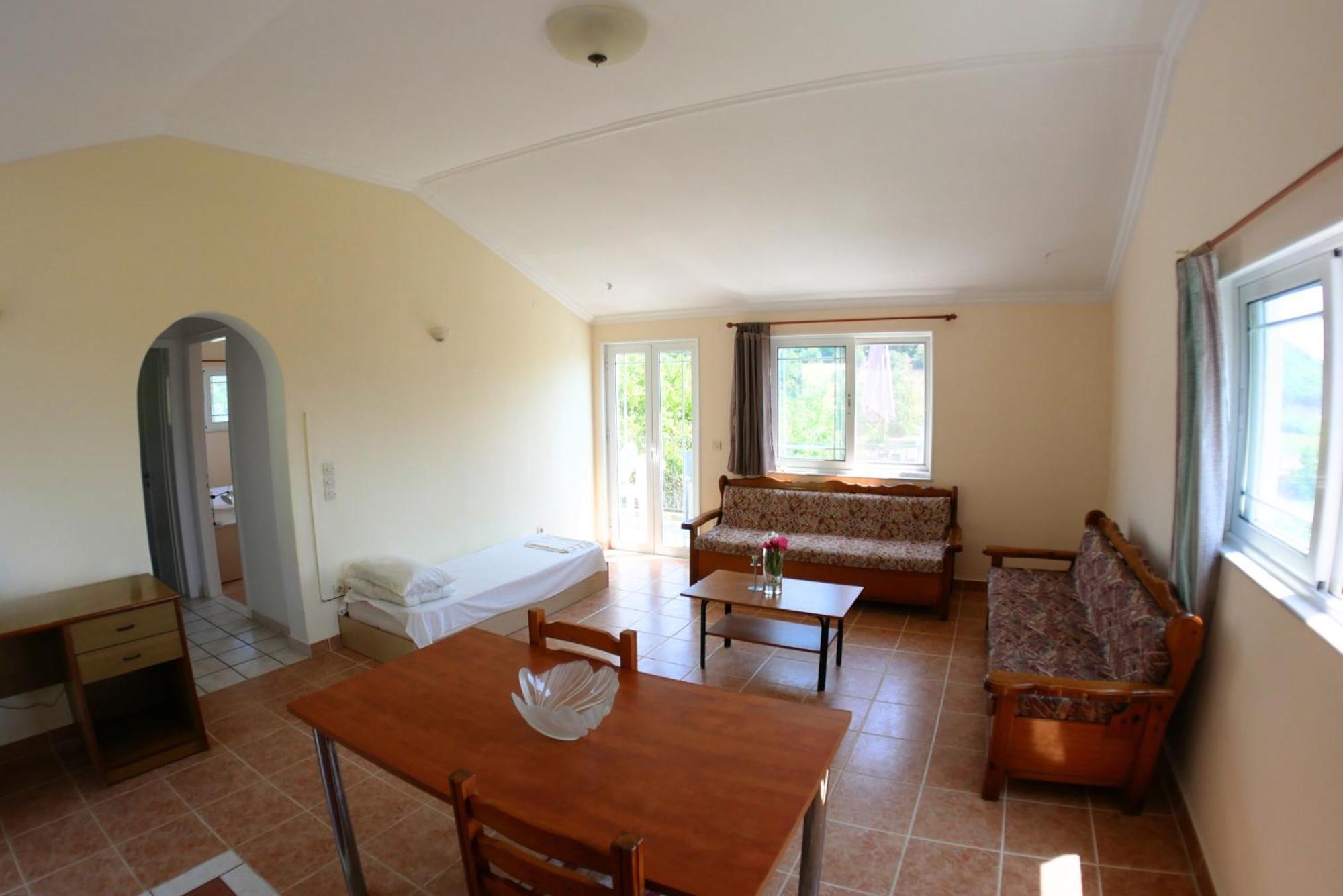 Vania Gardenos Apartment